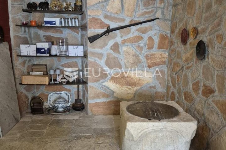 Casa In vendita - Splitsko-dalmatinska Milna - foto 4/31