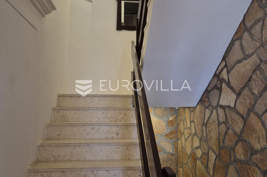 Haus Zu verkaufen -  Milna