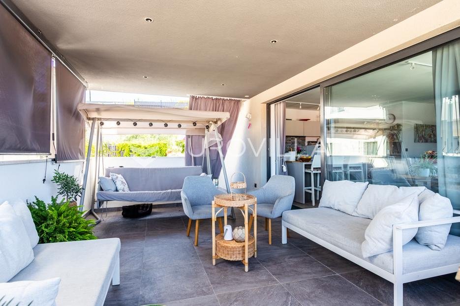 Flat For sale - Splitsko-dalmatinska Sutivan