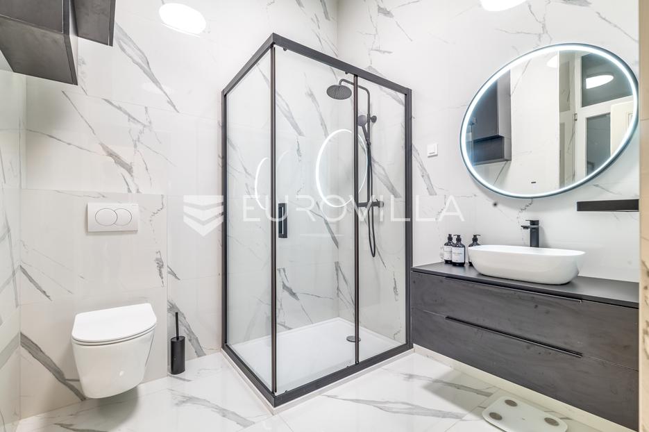 Flat For sale -  Donji Grad