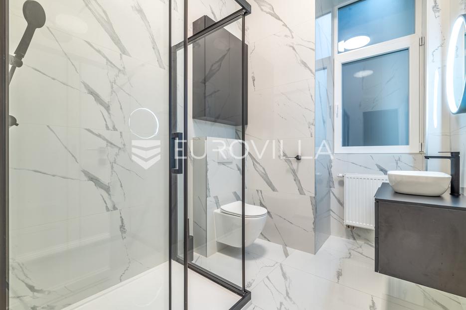 Flat For sale -  Donji Grad