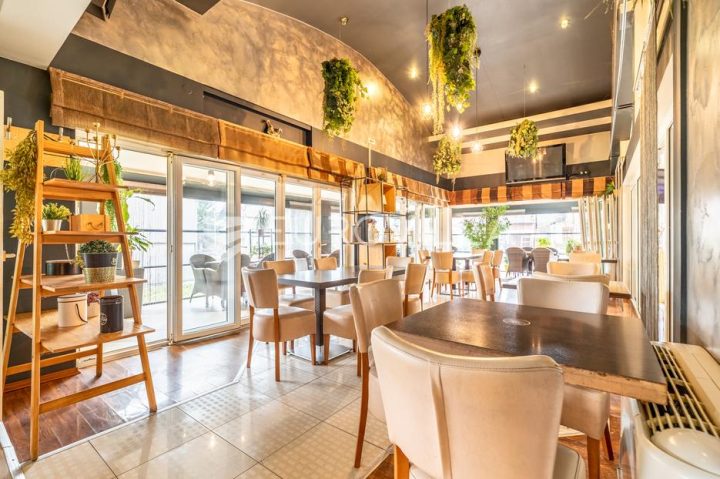 Komerční na prodej 370 m² – Oborovo Bistransko
