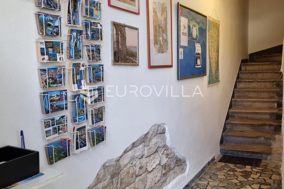 Kuća Na prodaju -  Pula