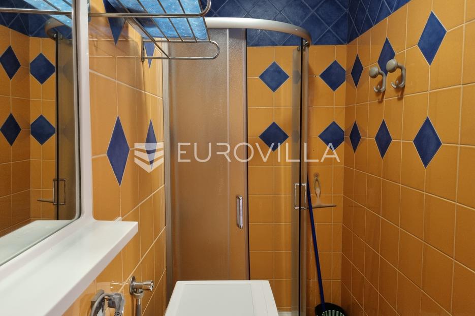Kuća Na prodaju -  Pula