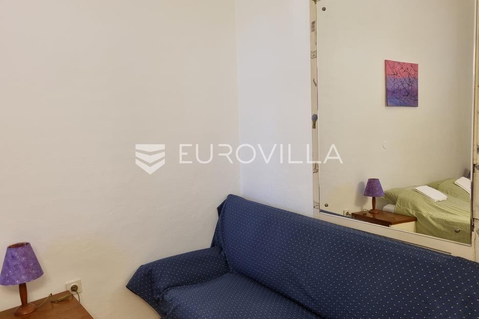 Kuća Na prodaju -  Pula