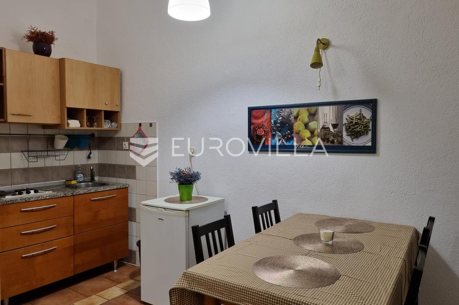 Kuća Na prodaju -  Pula