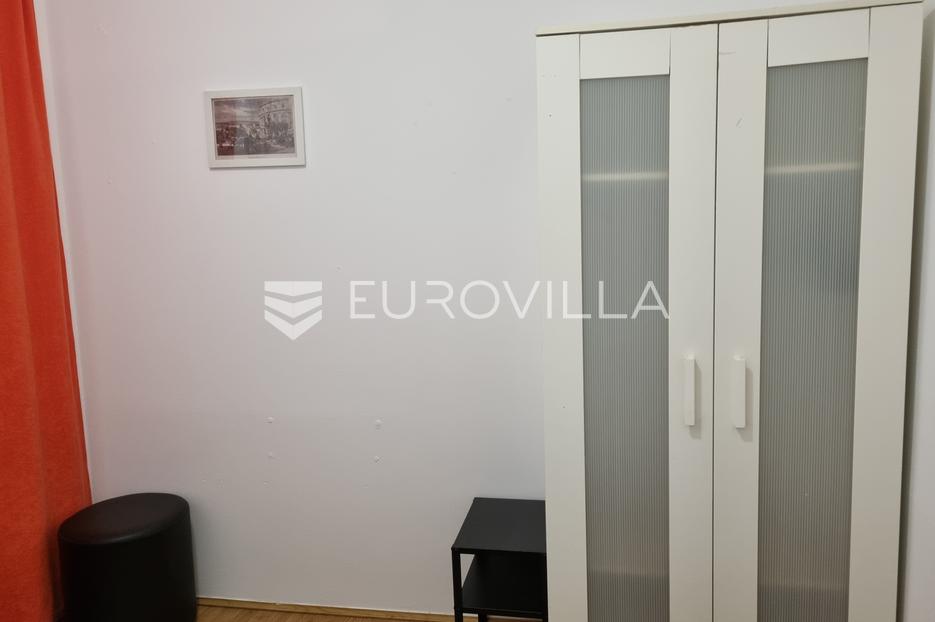 Kuća Na prodaju -  Pula