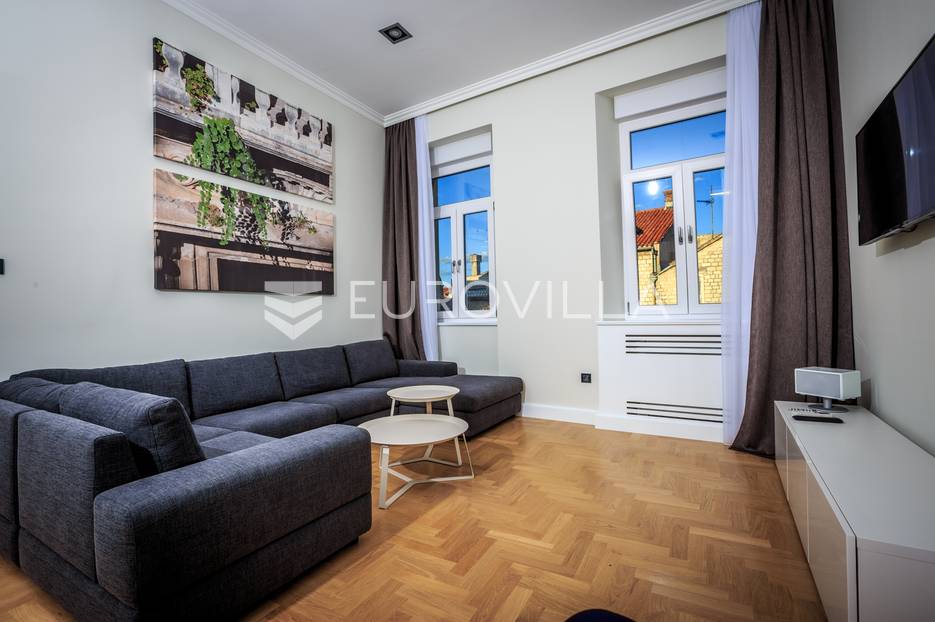 Appartamento In vendita - Splitsko-dalmatinska Trogir