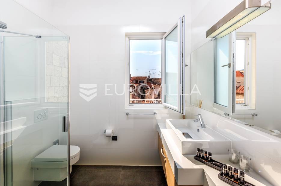 Appartamento In vendita - Splitsko-dalmatinska Trogir