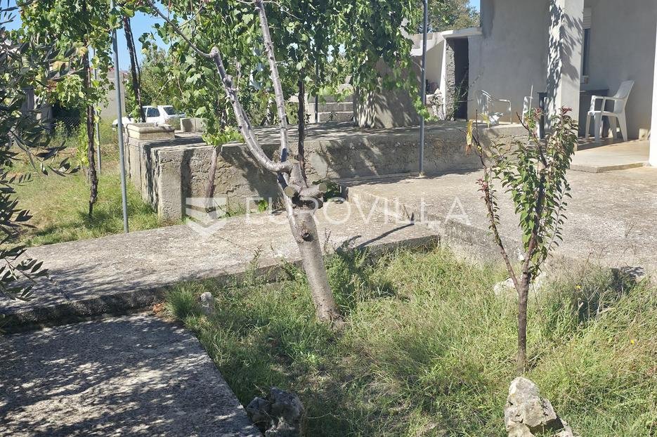 House For sale - Zadarska Vrsi