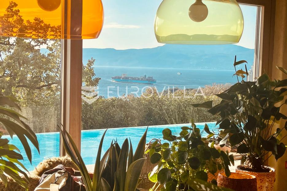 Casa In vendita -  Kostrena