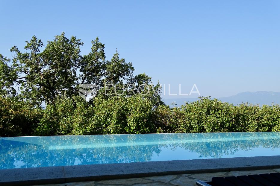 Casa In vendita -  Kostrena