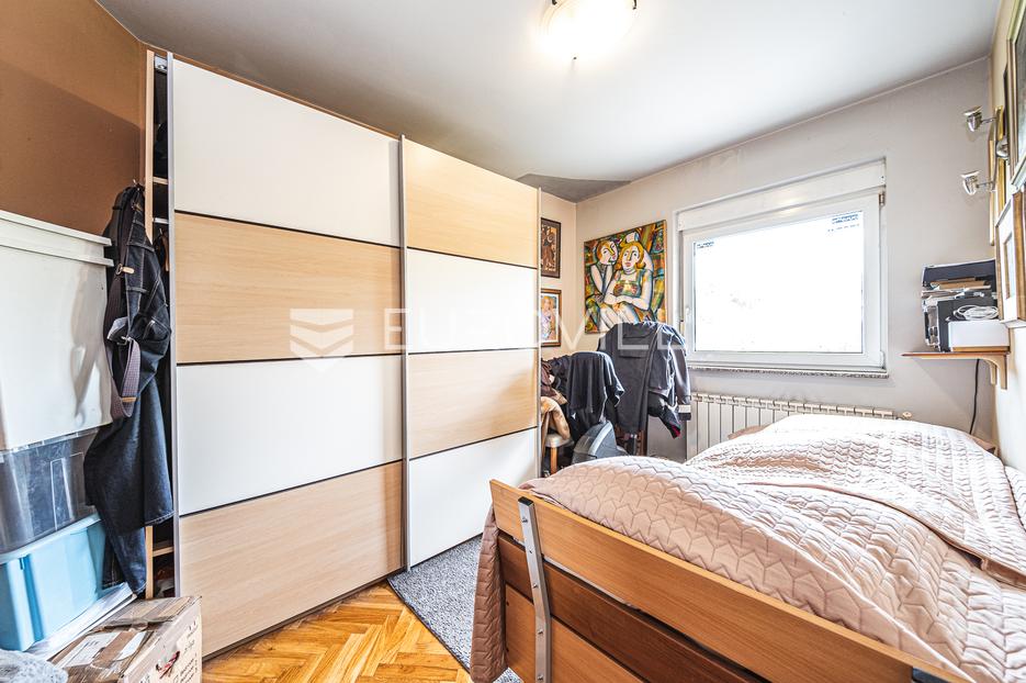 Haus Zu verkaufen - Grad Zagreb Maksimir