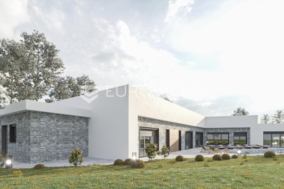 Land For sale - Istarska Barban