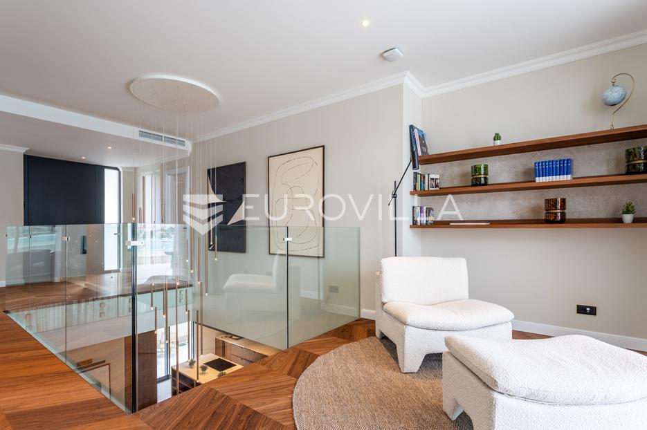 Haus Zu verkaufen - Splitsko-dalmatinska Trogir