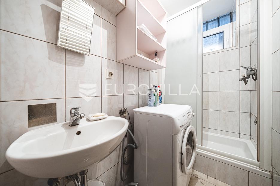 Flat For sale -  Donji Grad