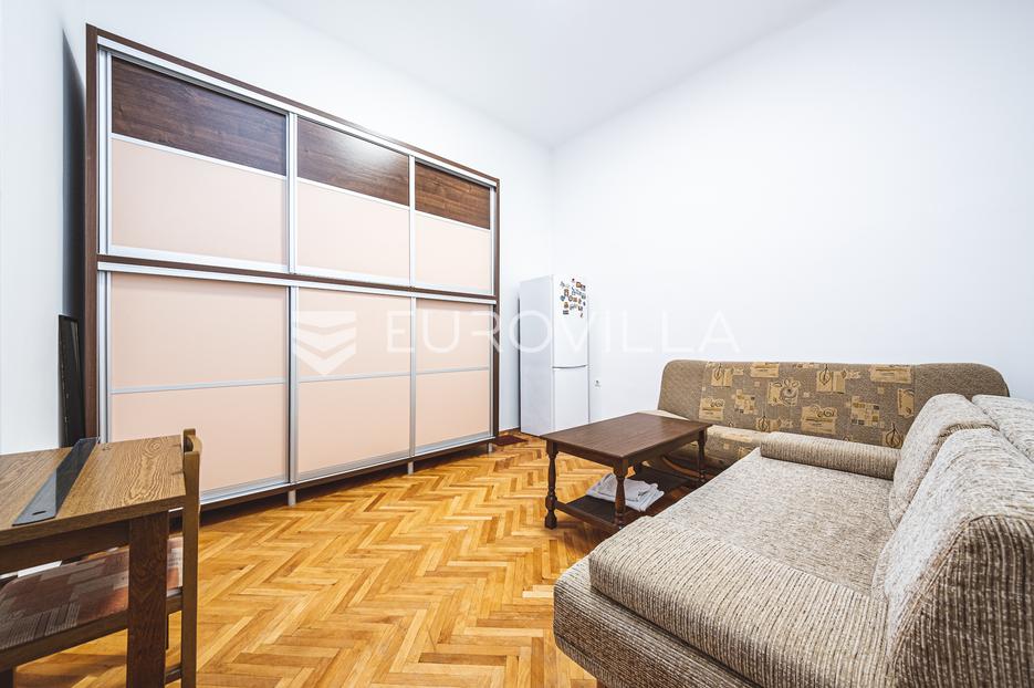 Flat For sale - Donji Grad - foto 2/11