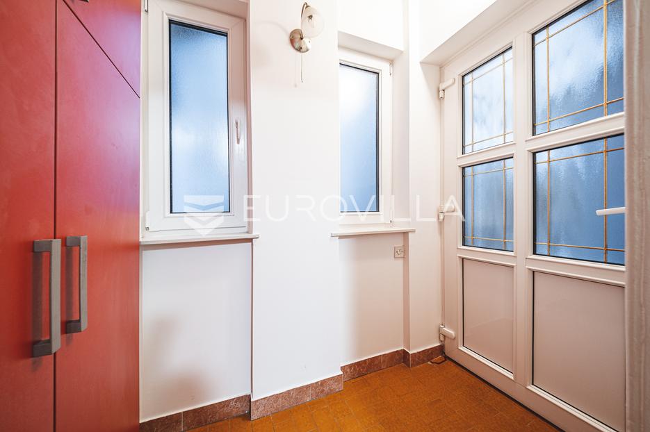 Flat For sale -  Donji Grad