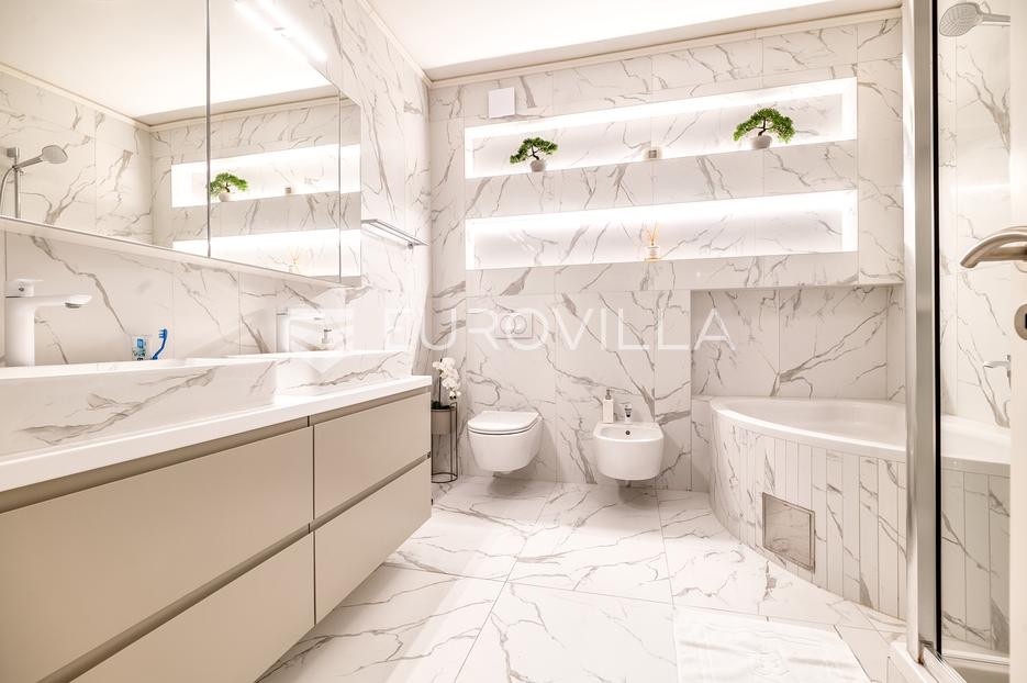 Apartmán Na prodej -  Črnomerec