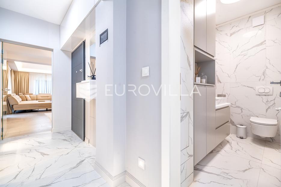 Apartmán Na prodej -  Črnomerec