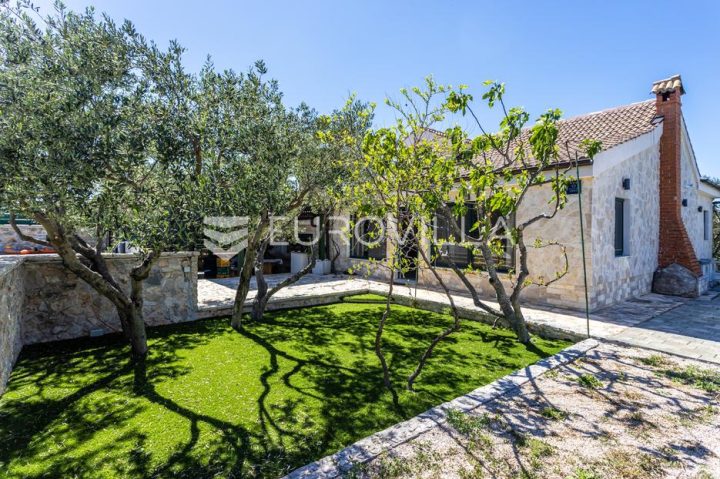 Kuća Na prodaju - šibensko-kninska Vodice - foto 2/23