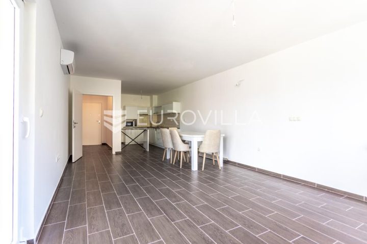 Apartment Zu verkaufen - Splitsko-dalmatinska Okrug - foto 2/19