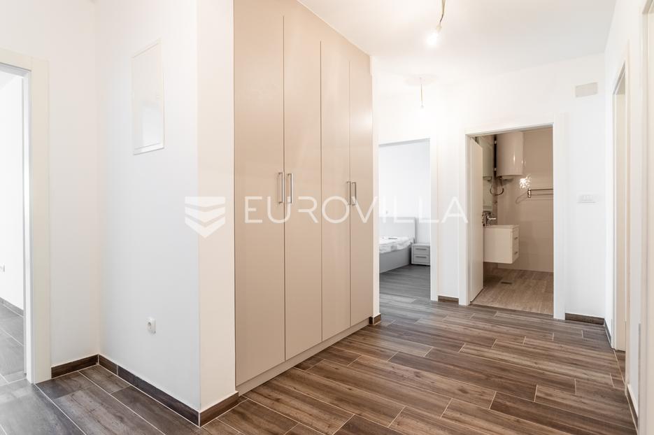 Apartmán Na predaj - Splitsko-dalmatinska Okrug - foto 1/19