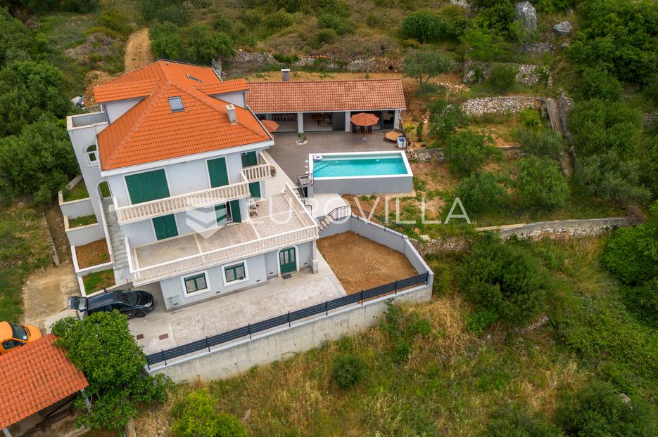Maison À vendre -  Dugi Rat