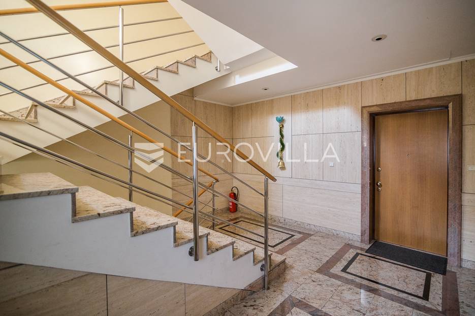 Appartement À vendre -  Gornji Grad - Medveščak