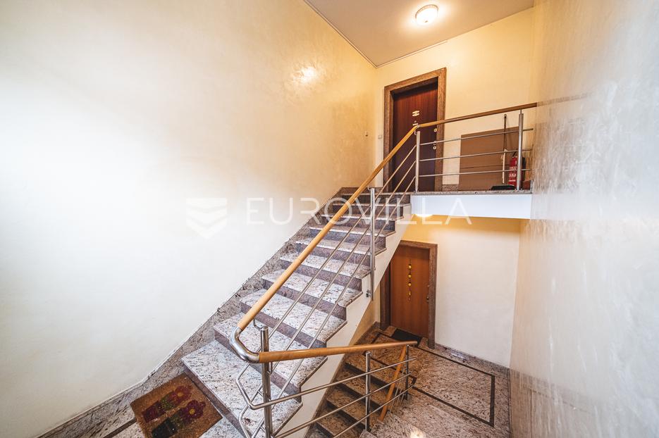 Appartement À vendre -  Gornji Grad - Medveščak