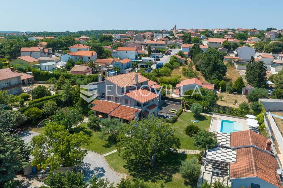 Kuća Na prodaju -  Ližnjan