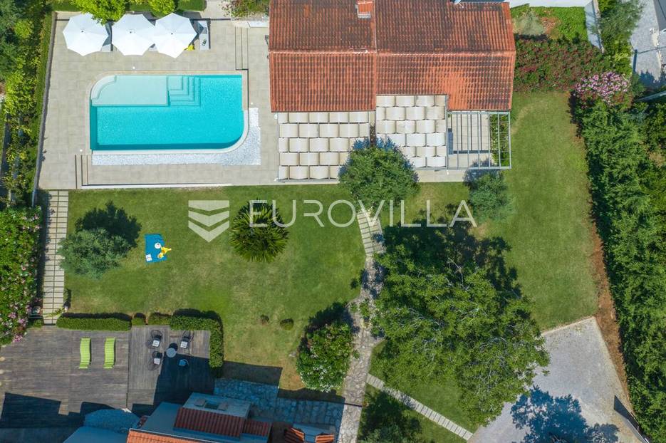 Kuća Na prodaju -  Ližnjan
