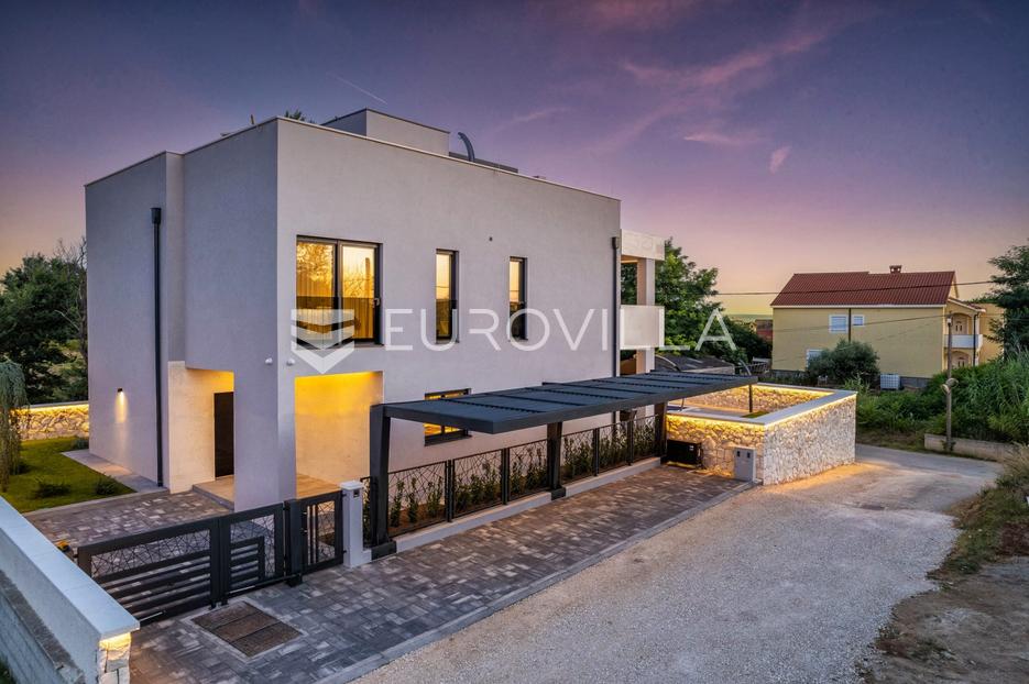 Kuća Na prodaju -  Privlaka