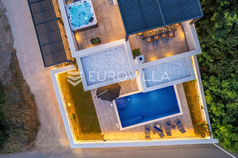 Kuća Na prodaju -  Privlaka