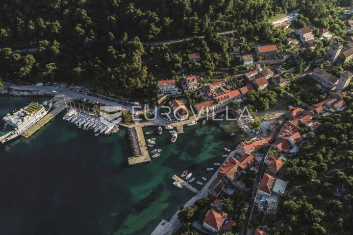 Pozemek na prodej 1592 m² – Suđurađ