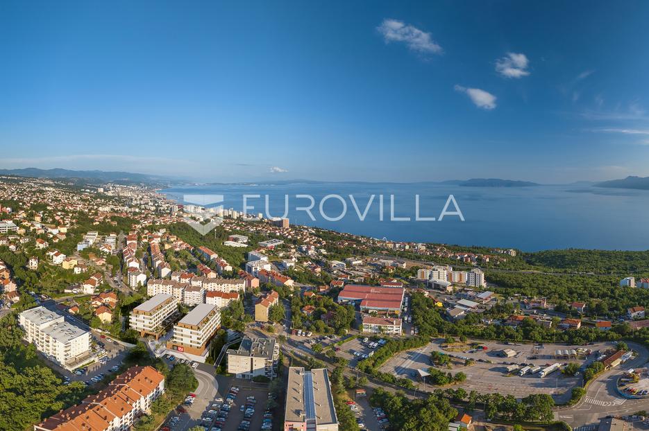 Mieszkanie Na sprzedaż - Primorsko-goranska Rijeka - foto 2/16