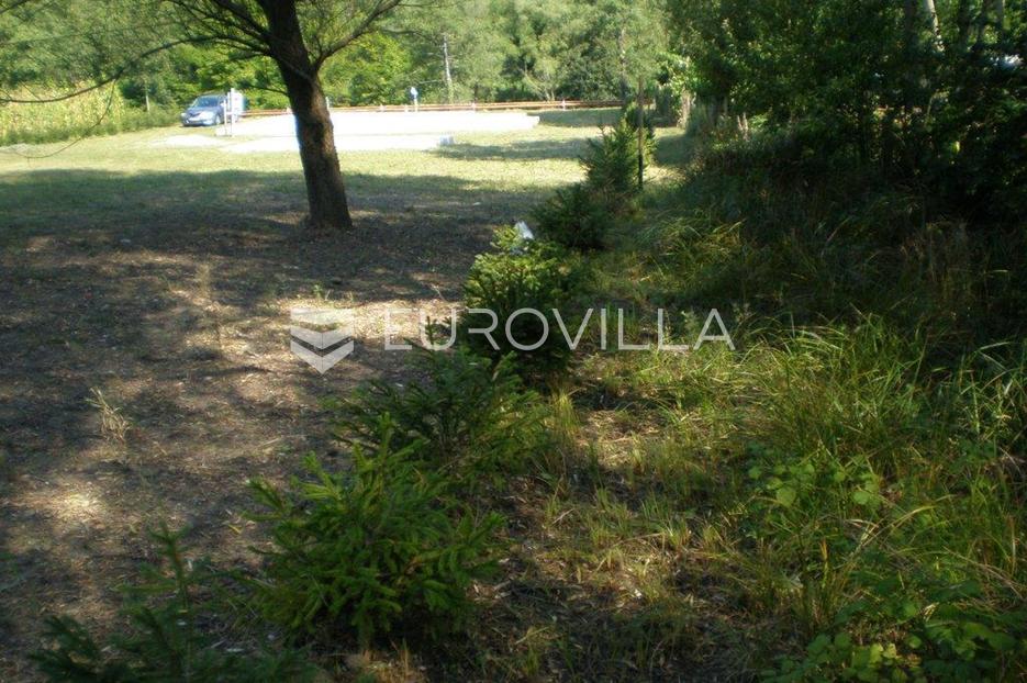 Zemljište Na prodaju -  Delnice