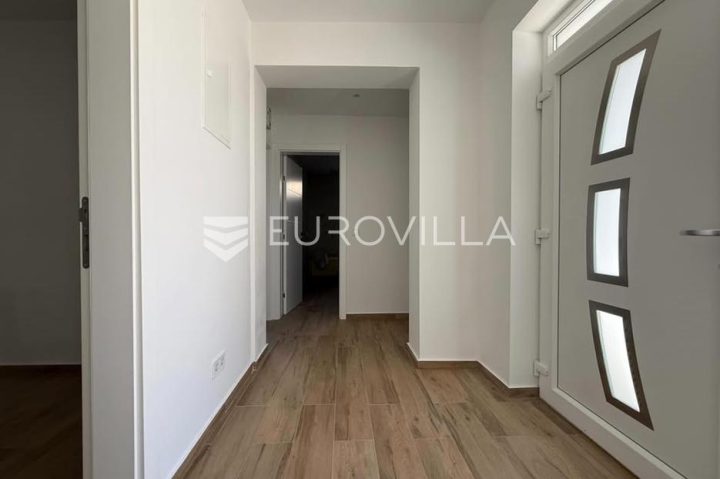 Flat for sale 52 m² – Donji Grad