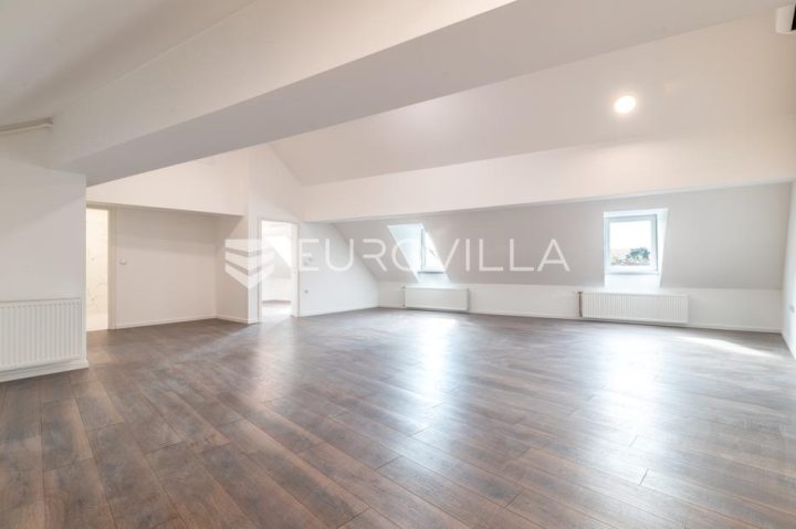 Flat for sale 86 m² – Centar