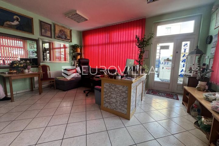 Poslovni prostori na predaj 307 m² – Donji Grad