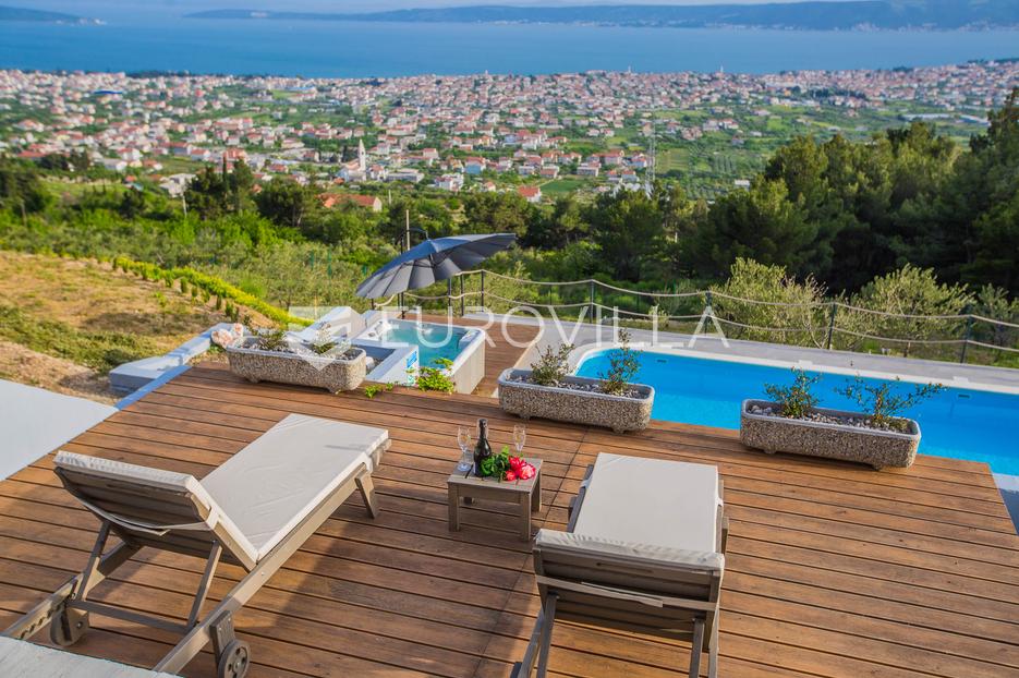 Kuća Na prodaju -  Kaštela