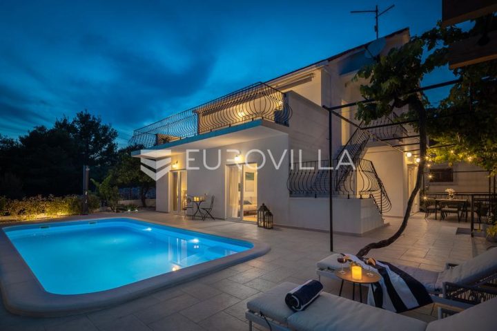Dům na prodej 172 m² – Podglavica