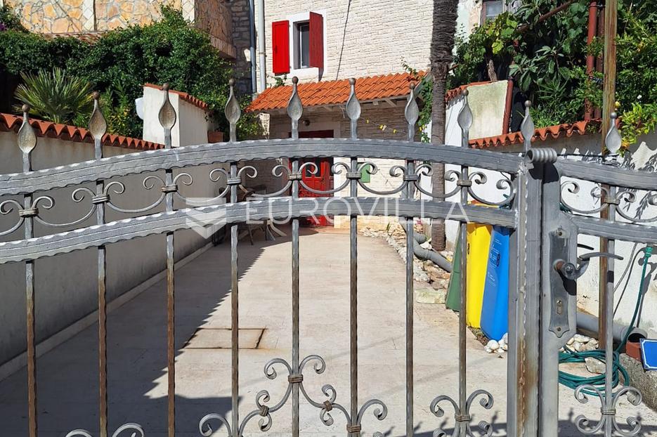 Haus Zu verkaufen - Istarska Ližnjan