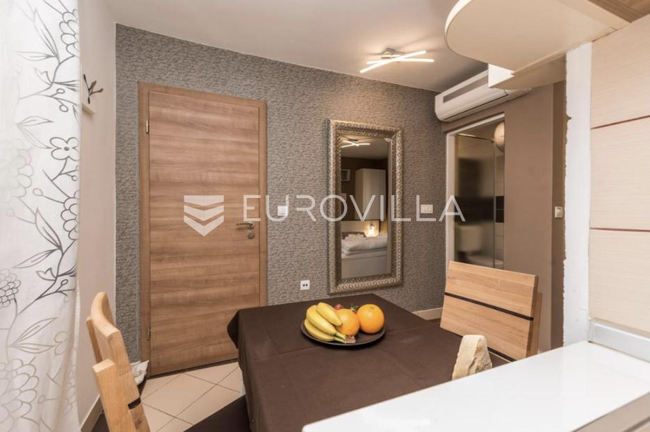 Casa In vendita -  Zadar
