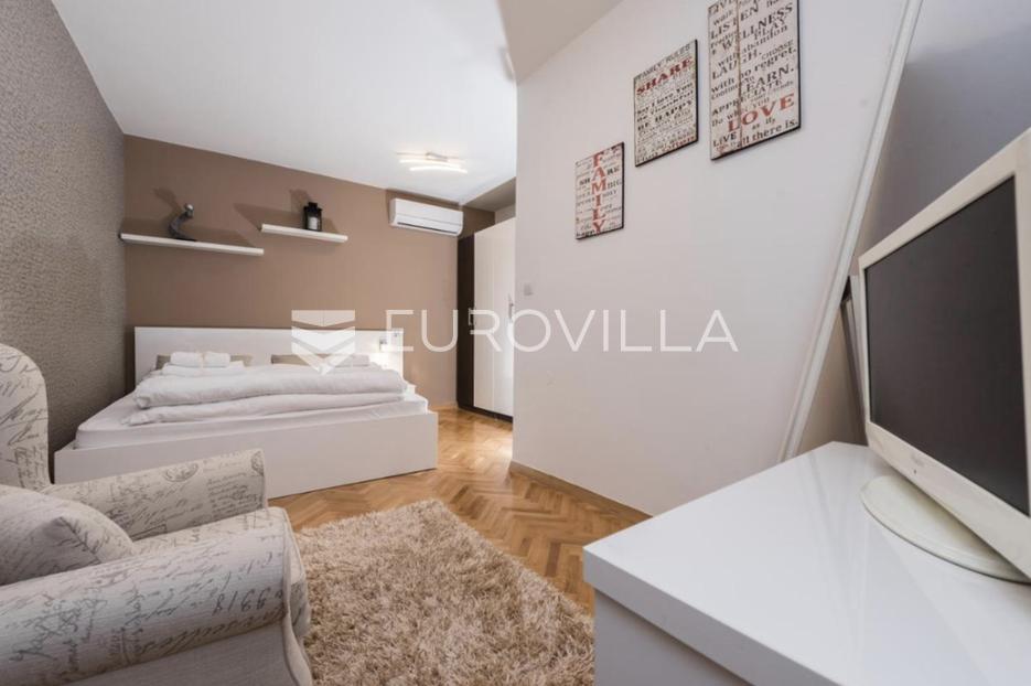 Casa In vendita -  Zadar