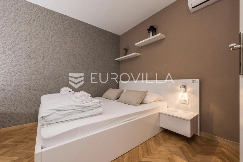 Casa In vendita -  Zadar