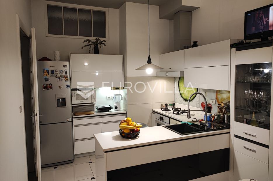 Flat For sale -  Donji Grad