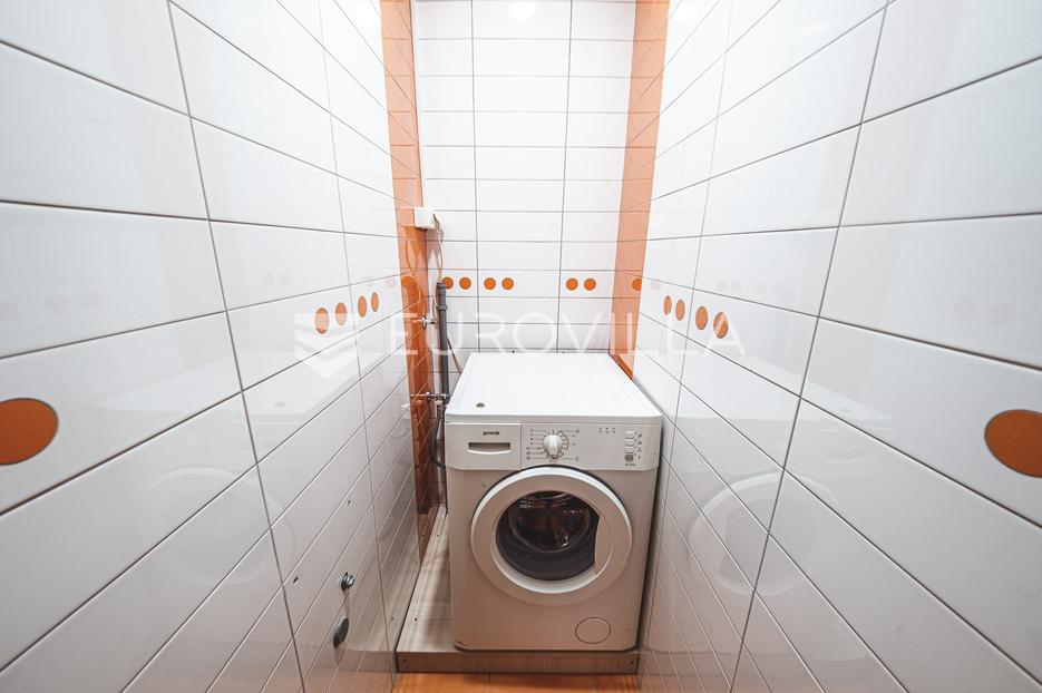 Apartma Na predaj -  Trnje