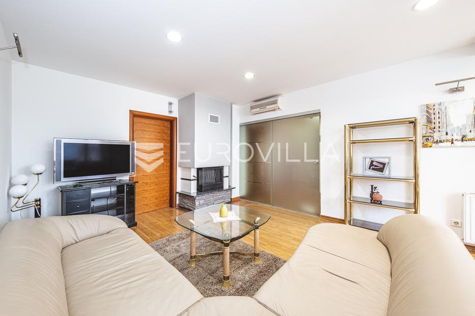 Apartma Na predaj -  Trnje