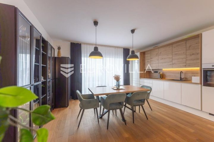 Flat For rent - Osječko-baranjska Osijek - foto 4/18